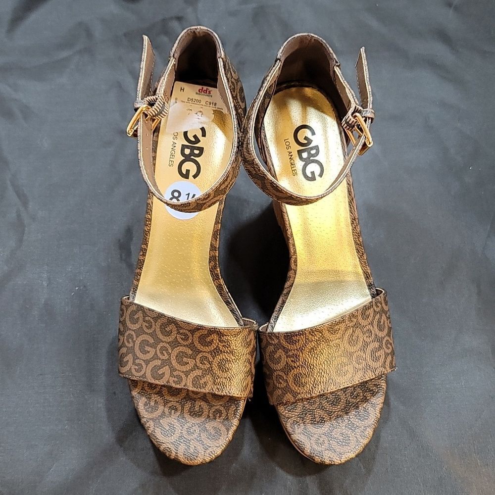 BRAND NEW GBG LOS ANGELES ESPADRILLE OPEN TOE WEDGE SANDAL